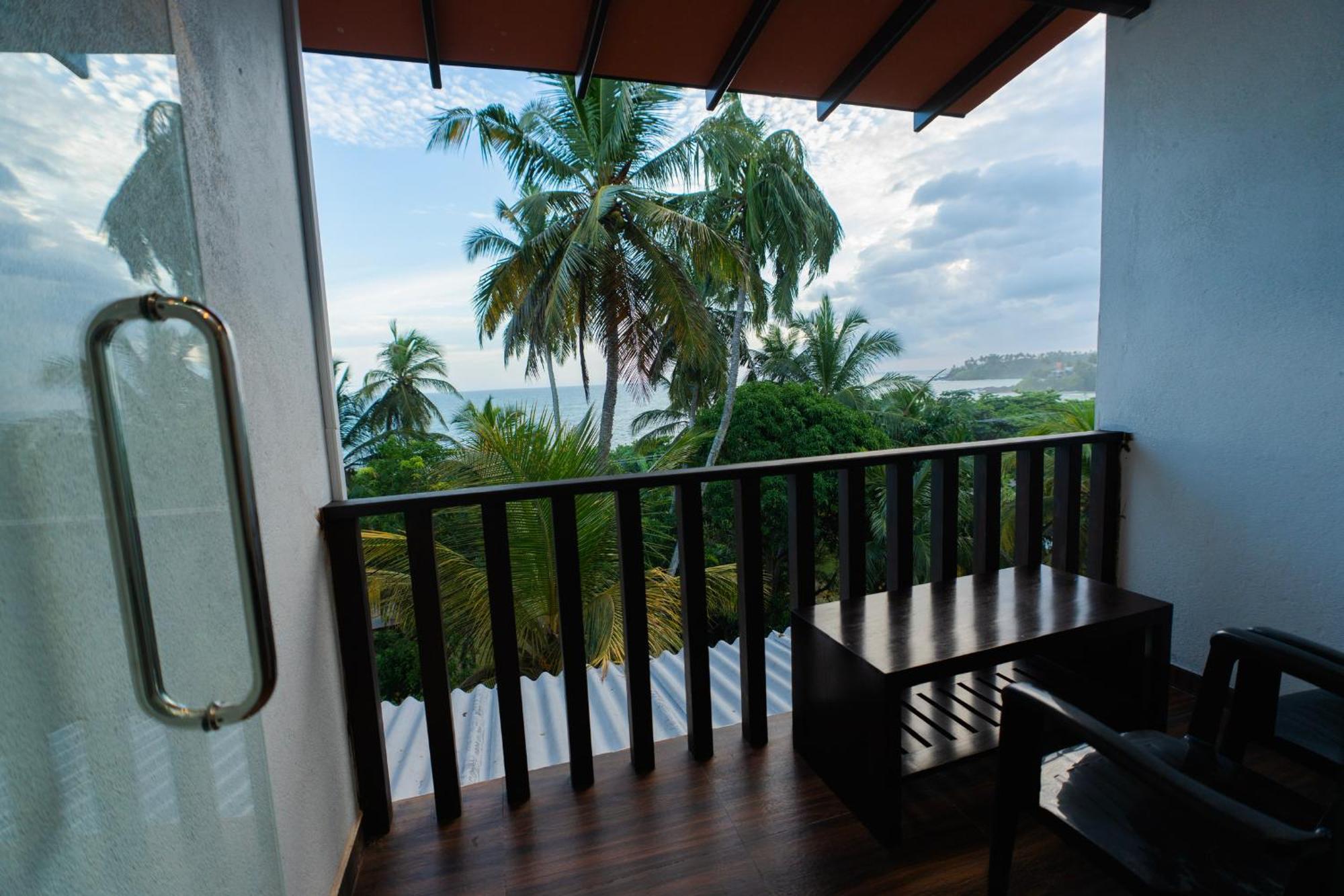 Sea View Tourist Inn タンガラ エクステリア 写真